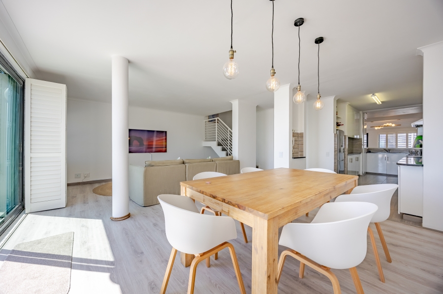 2 Bedroom Property for Sale in Milnerton Central Western Cape